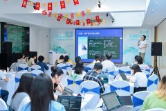 也更懂怎样用身边人能的体例讲文明故事